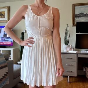 Dolce vita white summer dress. S/XS